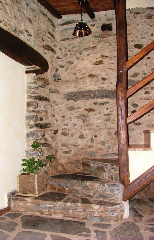 Los Balcones Del Rio Robledillo De Gata Szoba fotó